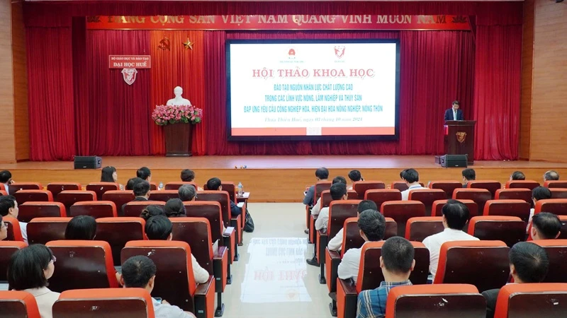 Tại hội thảo khoa học do Ban Tuyên giáo Trung ương phối hợp với Đại học Huế tổ chức.