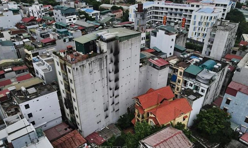 Tòa nhà chung cư mini bị cháy tại quận Thanh Xuân. (Ảnh: nhandan.vn)