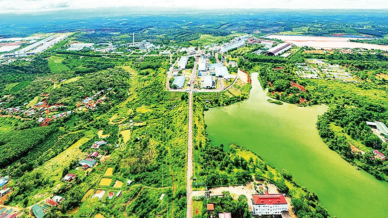 Toàn cảnh Nhà máy sản xuất Alumin, Khu công nghiệp Nhân Cơ, huyện Đắk R’Lấp.