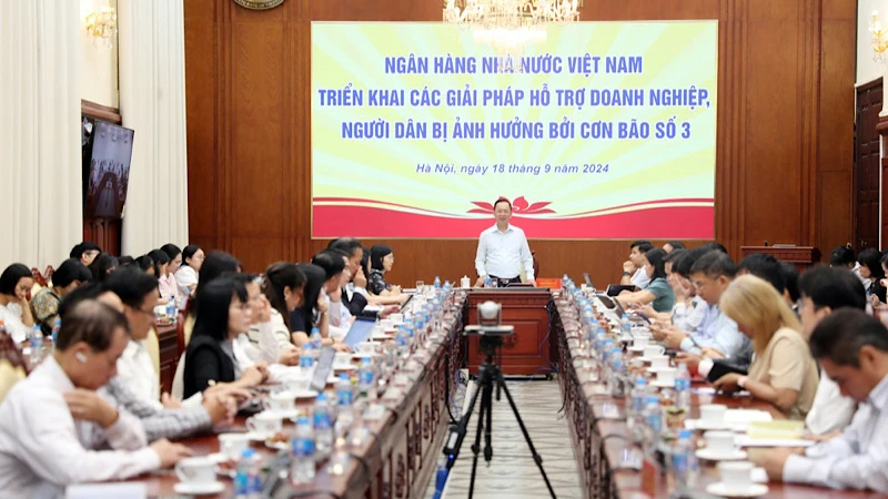 Toàn cảnh cuộc họp.