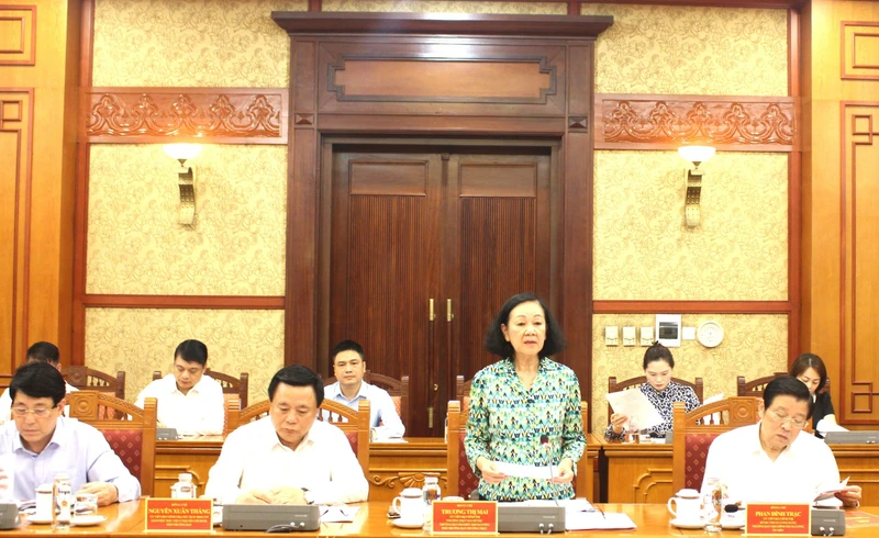Đồng chí Trương Thị Mai phát biểu chỉ đạo Phiên họp.
