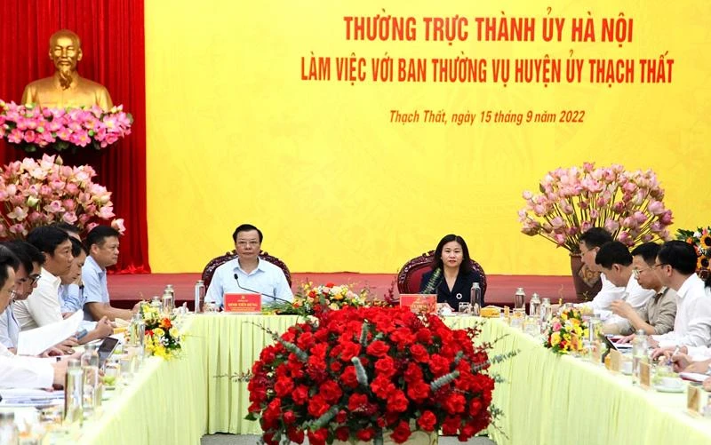 Quang cảnh cuộc làm việc giữa Thường trực Thành ủy Hà Nội với Huyện ủy Thạch Thất ngày 15/9. (Ảnh: Duy Linh)