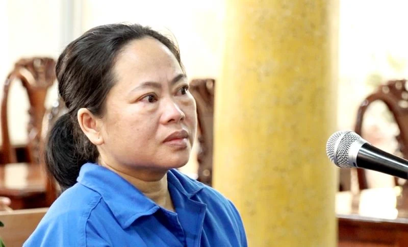 Bị cáo Ngọc Tuyền lãnh án 12 năm tù. 