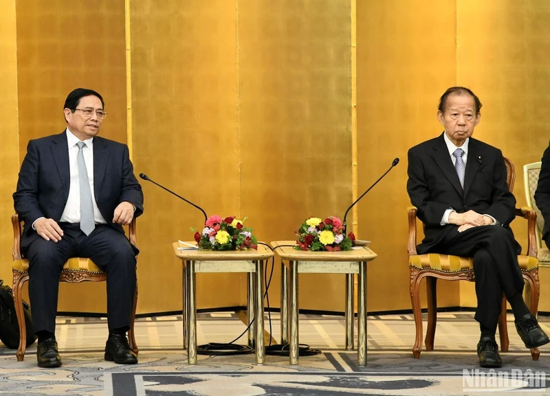 Thủ tướng Chính phủ Phạm Minh Chính tiếp Chủ tịch Liên minh Nghị sĩ hữu nghị Nhật - Việt Nikai Toshihiro.