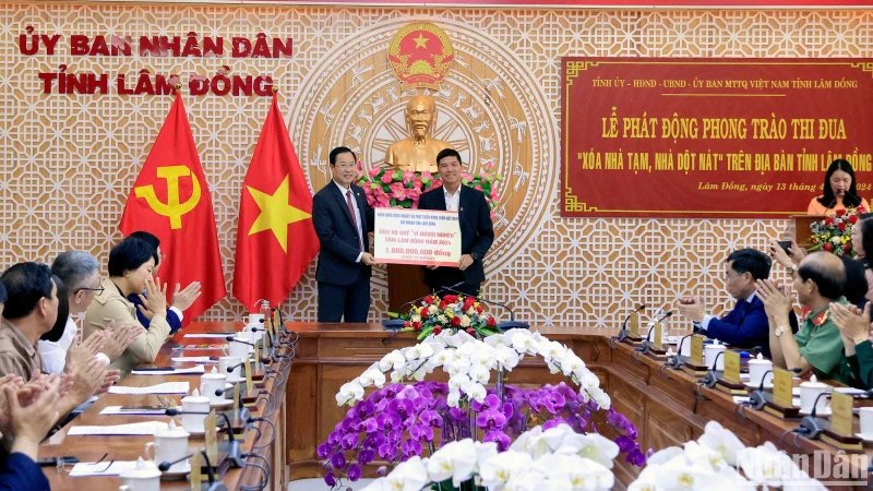 Các cơ quan, đơn vị, tổ chức và cá nhân hưởng ứng phong trào thi đua "xóa nhà tạm, nhà dột nát" trên địa bàn tỉnh Lâm Đồng.