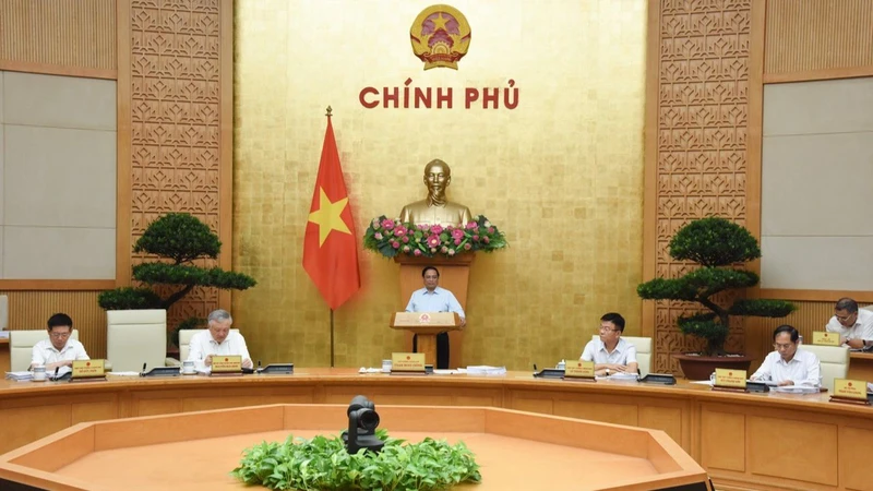 Thủ tướng Phạm Minh Chính chủ trì Phiên họp Chính phủ thường kỳ tháng 8/2024 (Ảnh: TRẦN HẢI). 