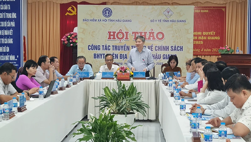 Ông Nguyễn Đức Hòa, Phó Tổng Giám đốc Bảo hiểm xã hội Việt Nam phát biểu tại hội thảo.