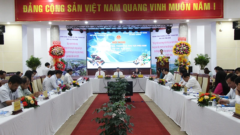 Quang cảnh hội nghị.