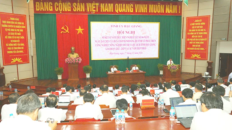 Quang cảnh hội nghị