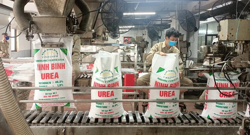 Dây chuyền sản xuất Urea tại Nhà máy đạm Ninh Bình (thuộc Tập đoàn hóa chất Việt Nam - Vinachem). (Ảnh: HOÀNG ANH)