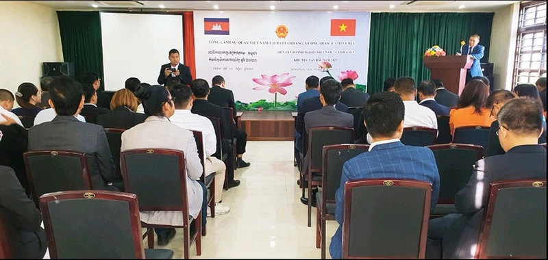 Diễn đàn Doanh nghiệp Việt Nam-Campuchia khu vực tây bắc Campuchia năm 2023.
