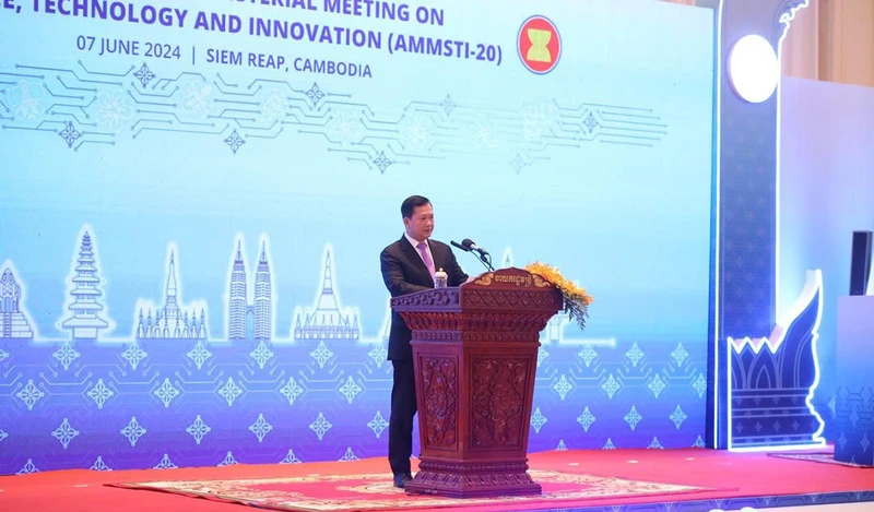 Thủ tướng nước chủ nhà Campuchia Samdech Moha Bovor Thipadei Hun Manet phát biểu khai mạc sự kiện. (Ảnh: Fresh News)