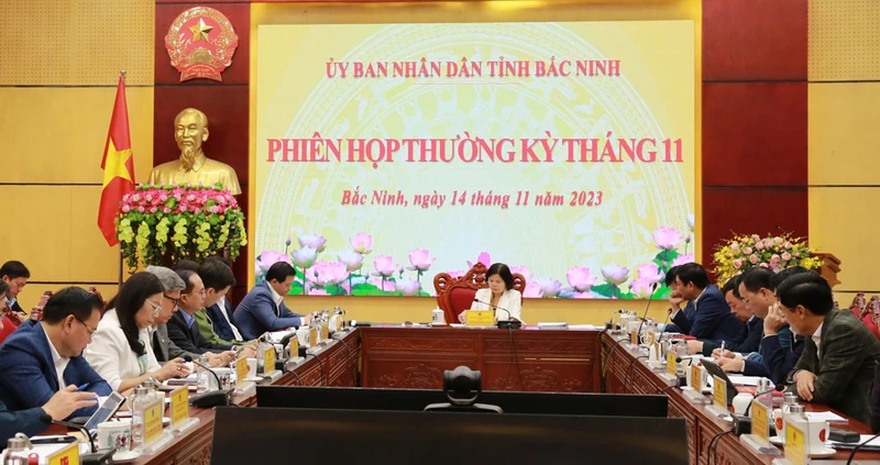 Phiên họp thường kỳ tháng 11 của Ủy ban nhân dân tỉnh Bắc Ninh.