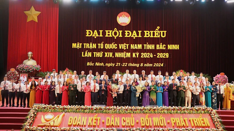 Ủy ban Mặt trận Tổ quốc tỉnh Bắc Ninh khóa 14 ra mắt.