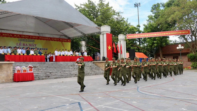 Lễ ra mắt Lực lượng tham gia bảo vệ an ninh trật tự ở cơ sở tại huyện Tiên Du, tỉnh Bắc Ninh.