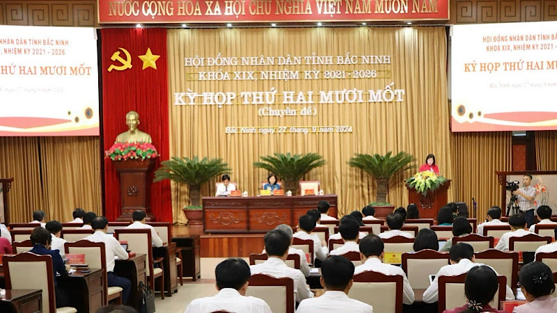 Toàn cảnh kỳ họp.