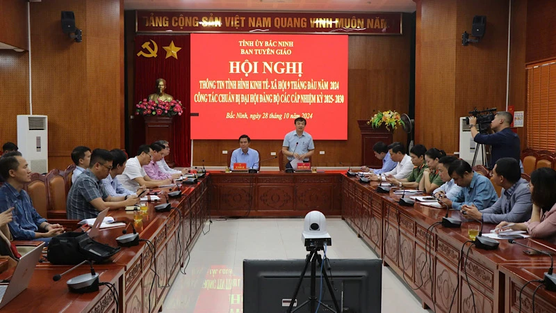 Quang cảnh hội nghị.