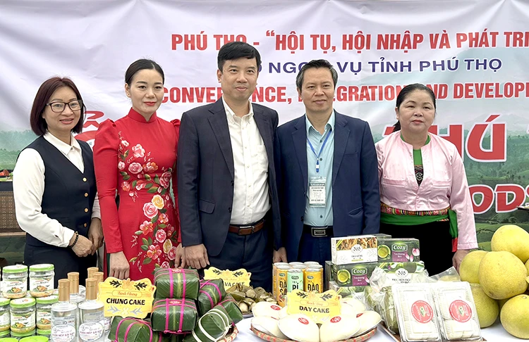 Sản phẩm OCOP tỉnh Phú Thọ được giới thiệu tại Liên hoan Ẩm thực quốc tế năm 2023.