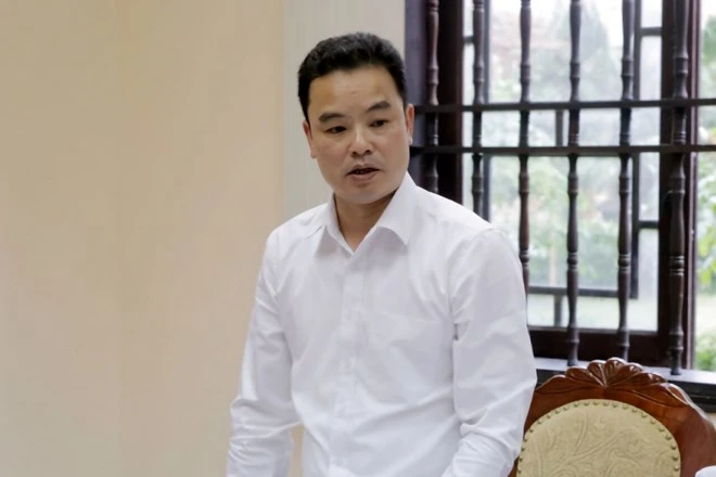 Ông Lê Trường Giang bị khởi tố về hành vi “Lợi dụng chức vụ, quyền hạn trong khi thi hành công vụ”.