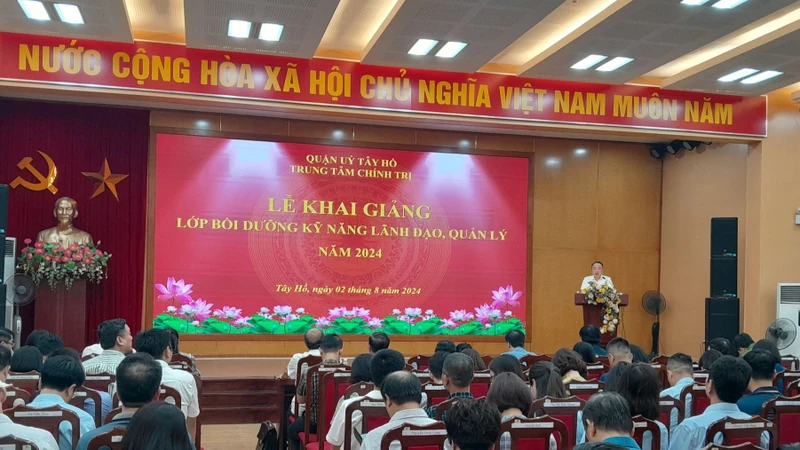 Quang cảnh lớp học sáng 2/8.