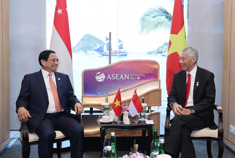 Thủ tướng Phạm Minh Chính và Thủ tướng Singapore Lý Hiển Long.