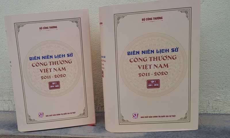 Bộ sách Biên niên lịch sử Công Thương Việt Nam 2011-2020.