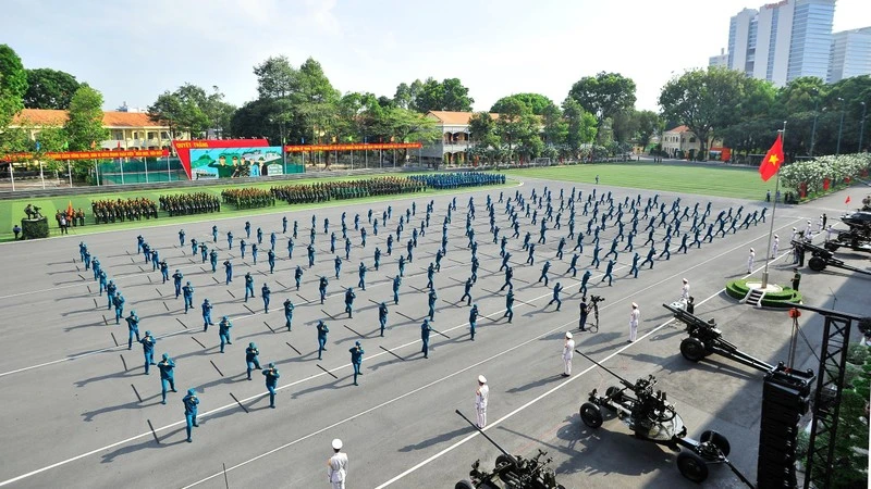 Lễ ra quân huấn luyện hàng năm tại Bộ Tư lệnh Thành phố Hồ Chí Minh.