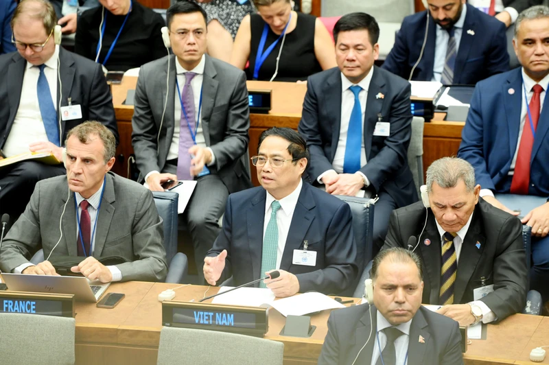 Thủ tướng Phạm Minh Chính phát biểu tại Hội nghị Thượng đỉnh Tham vọng khí hậu.