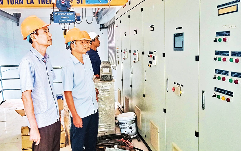 Nhà máy nước hồ Núi Cốc vận hành tự động, mở rộng mạng lưới cung cấp nước sạch cho người dân nông thôn ở Thái Nguyên. 