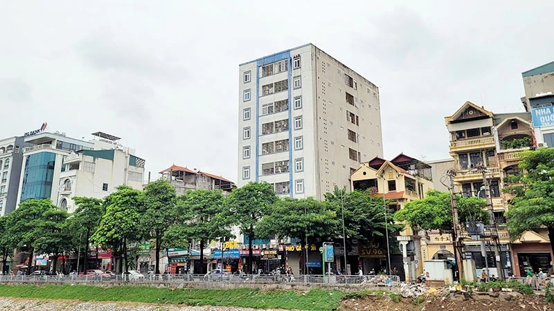 Một khu chung cư mini tại địa bàn quận Thanh Xuân, Hà Nội. (Ảnh Bảo Loan)