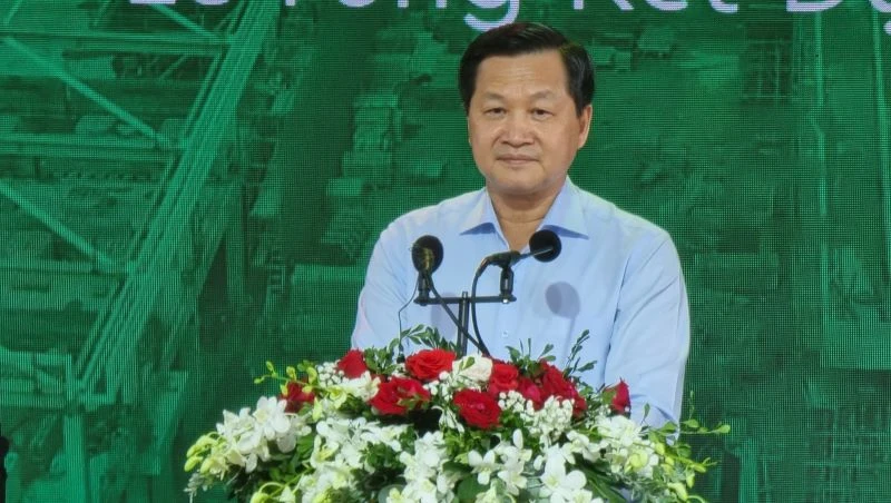 Phó Thủ tướng Lê Minh Khái phát biểu ý kiến tại buổi lễ.