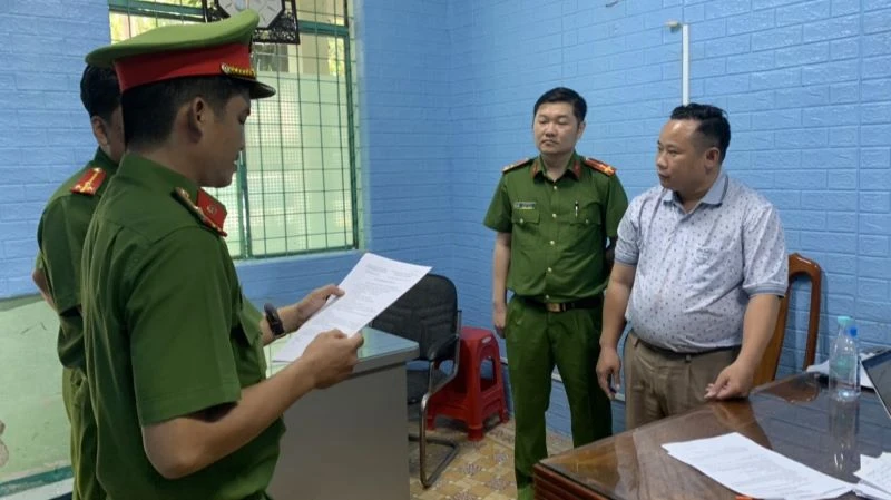 Đối tượng Nguyễn Văn Minh bị khởi tố, bắt tạm giam.
