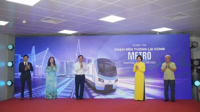 Ban Tổ chức chính thức phát động Cuộc thi “Chạm đến tương lai cùng Metro”. (Ảnh: THẾ ANH)