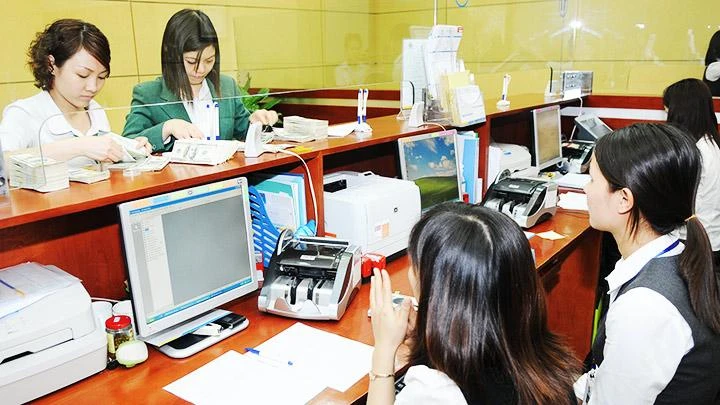 Hiện tại, USD là đơn vị thanh toán chiếm phần lớn trong thương mại toàn cầu. Ảnh: BẮC SƠN