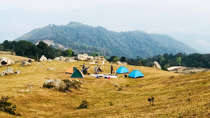 Cắm trại trên cao nguyên Đồng Cao