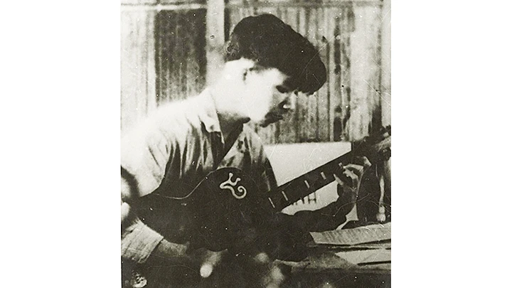 Nhạc sĩ Văn Cao năm 1947. Ảnh: TRẦN VĂN LƯU