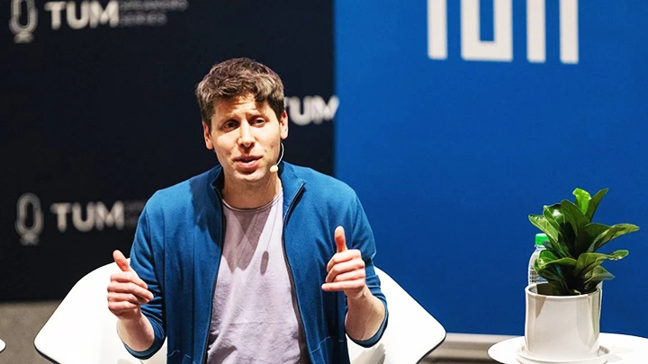 CEO Sam Altman của OpenAI là một trong những người đầu tiên nhận thị thực vàng của Indonesia. Ảnh: CNN