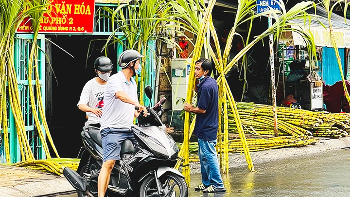 Chợ phiên ngày gió heo may