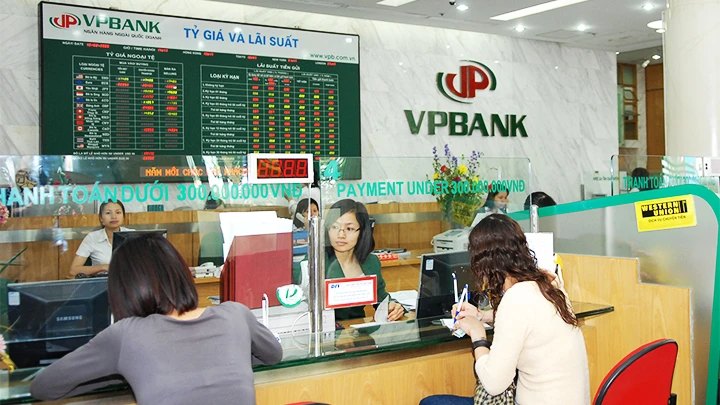 VPBank vừa công bố 13 cổ đông cá nhân và 4 tổ chức sở hữu từ 1% vốn trở lên tính đến ngày 19/7/2024. Ảnh: NAM ANH