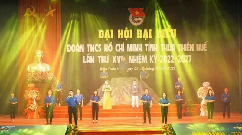 Tiết mục văn nghệ chào mừng Đại hội đại biểu Đoàn Thanh niên Cộng sản Hồ Chí Minh tỉnh Thừa Thiên Huế lần thứ 16.