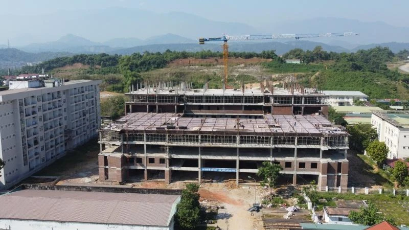 Dự án đầu tư xây dựng Bệnh viện đa khoa tỉnh Lào Cai giai đoạn 2 đã giải ngân được 96% vốn kế hoạch năm 2022.