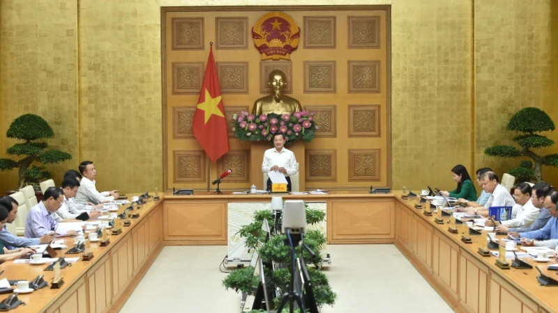 Đồng chí Lê Minh Khái, Phó Thủ tướng Chính phủ chủ trì phiên họp Ban chỉ đạo điều hành giá. (Ảnh: VGP/Quang Thương)