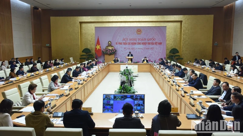 Quang cảnh Hội nghị trực tuyến toàn quốc về phát triển các ngành công nghiệp văn hóa Việt Nam.
