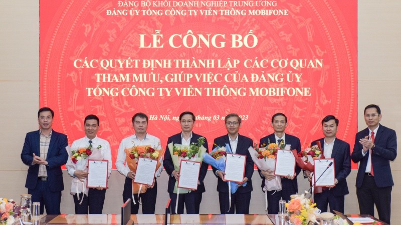 Lễ công bố các quyết định thành lập các cơ quan tham mưu, giúp việc của Đảng ủy Tổng công ty Viễn thông MobiFone.