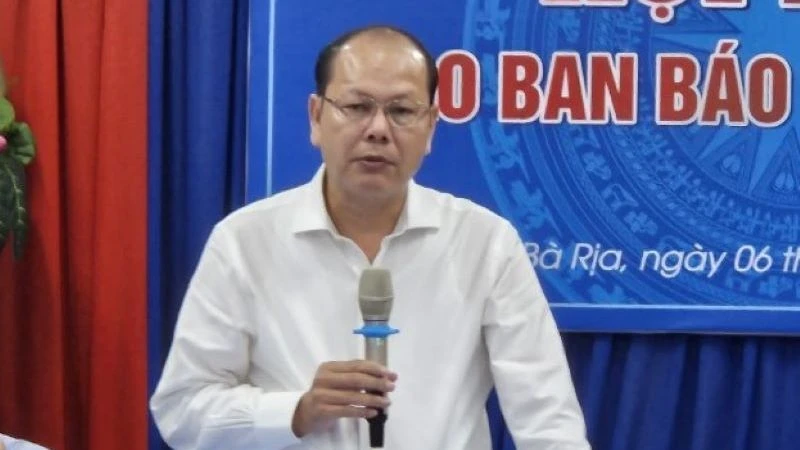 Ông Nguyễn Văn Hải, nguyên Giám đốc Sở Tài nguyên và Môi trường tỉnh Bà Rịa-Vũng Tàu phát biểu tại một cuộc họp.