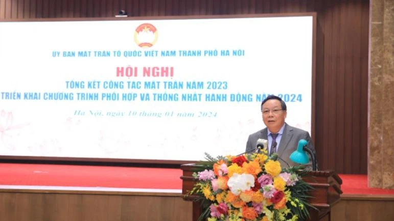 Đồng chí Nguyễn Văn Phong, Phó Bí thư Thành ủy Hà Nội phát biểu tại hội nghị.