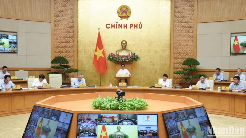 Thủ tướng Phạm Minh Chính chủ trì phiên họp Chính phủ thường kỳ tháng 9 trực tuyến với 63 tỉnh, thành phố trực thuộc Trung ương. (Ảnh: Trần Hải)