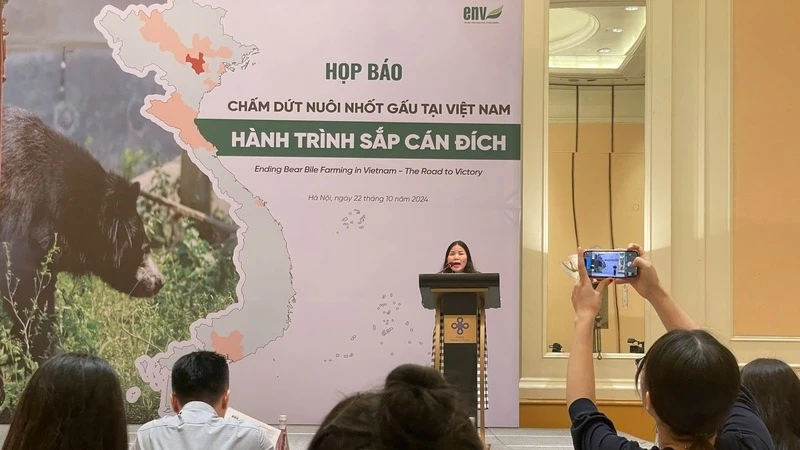 Quang cảnh buổi họp báo.