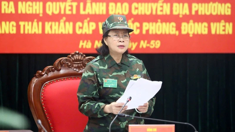 Bí thư Thành ủy Hà Nội Bùi Thị Minh Hoài phát biểu tại hội nghị Ban Thường vụ Thành uỷ trong diễn tập Khu vực phòng thủ Hà Nội 2024.