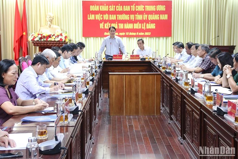 Phó Trưởng Ban Tổ chức Trung ương Phan Thăng An phát biểu tại buổi làm việc.